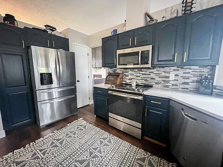 508 E Piper Glen Ct — Photo 3