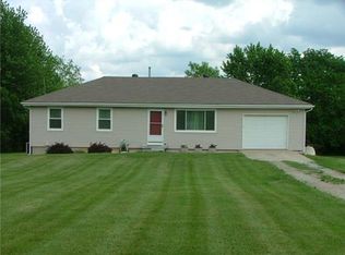 29625 Spring Valley Rd, Louisburg, KS 66053