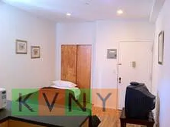 Rented by KVNY Soho