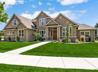 561 W Christopher St, Meridian, ID 83642