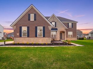 430 Pineway Dr, Ann Arbor, MI 48103