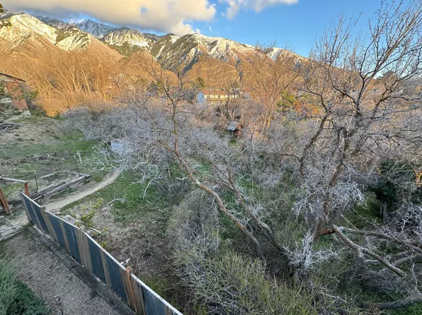 2102 E 11270 S, Sandy, UT 84092