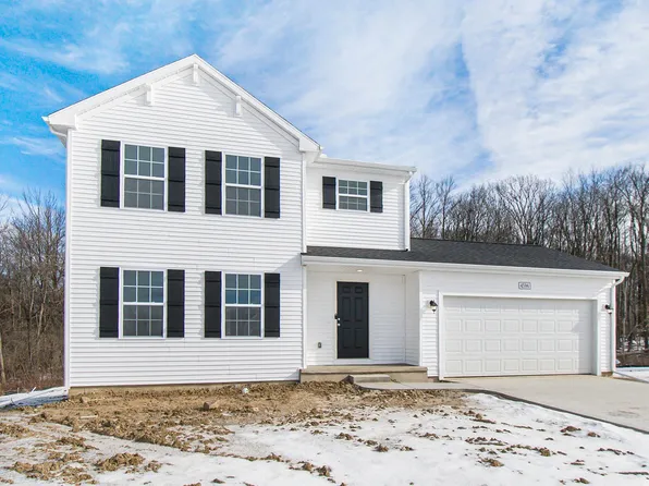 5581 Mammoth Dr, Caledonia, MI 49316