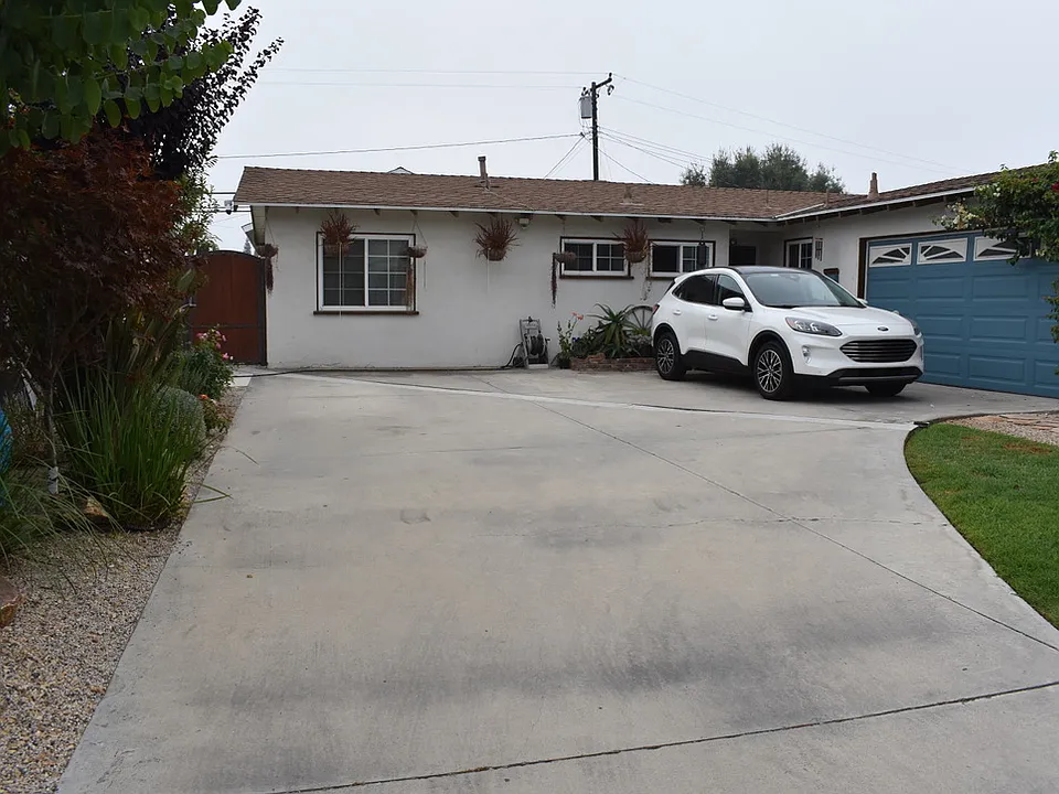 10356 Woodbury Rd