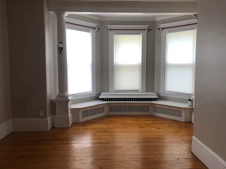 140 Cottage St #1 — Photo 3