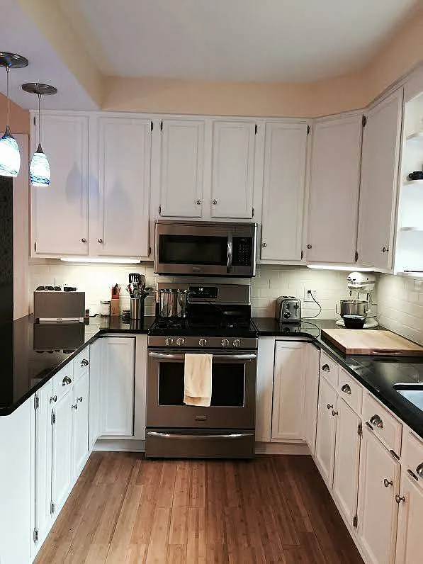 3 bed, 2000 sqft, $2,700 — Photo 3