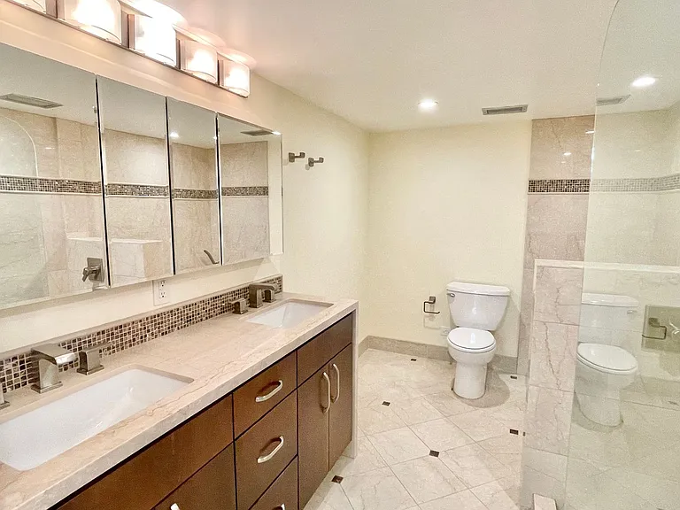 1177 California St #1132 — Photo 22