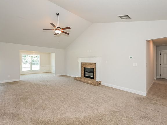 3rd image of 16 Heartland Cir