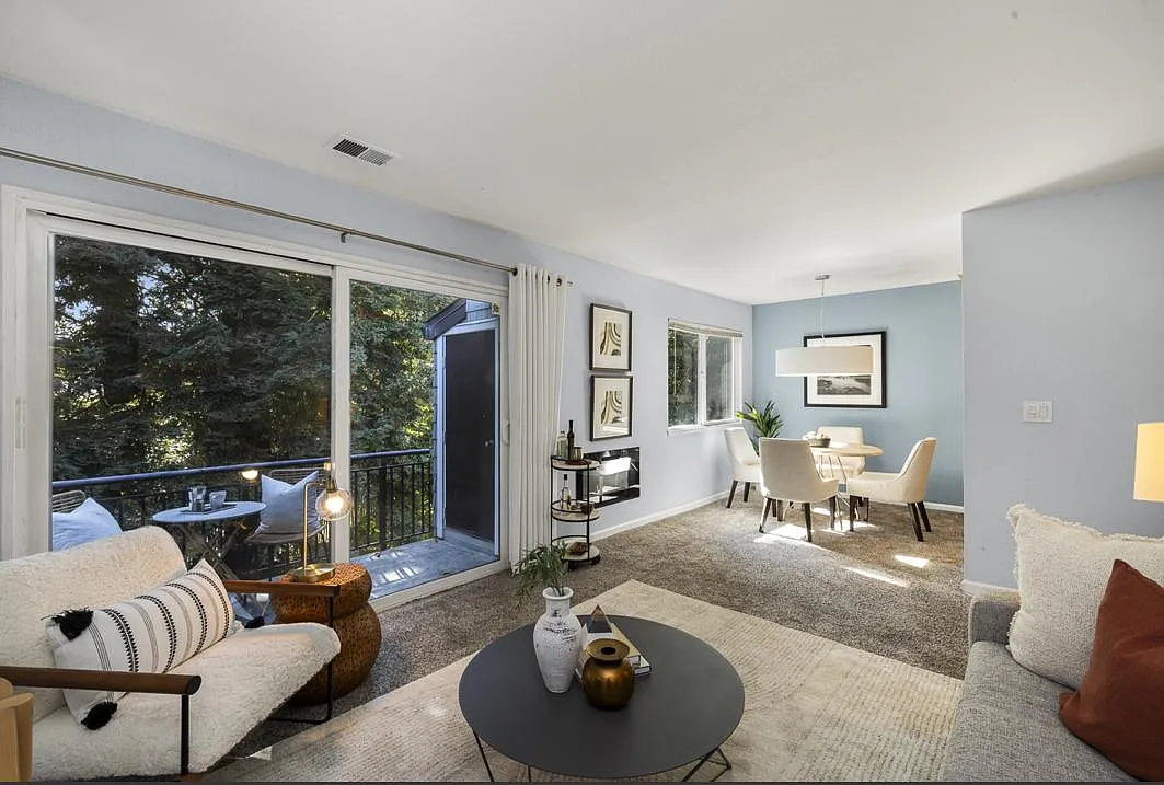 2 bed, 915 sqft, $2,600 — Photo 4