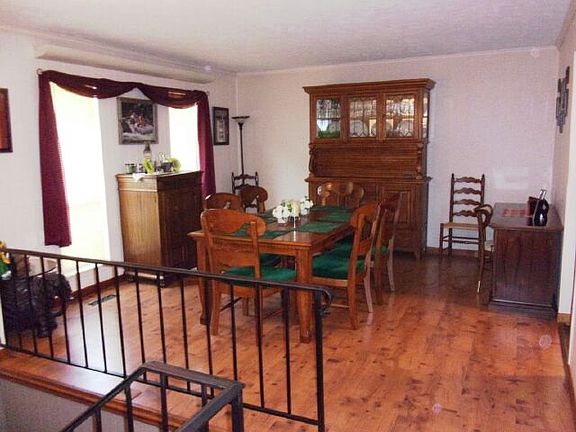 5th image of 1216 Deneen Ln