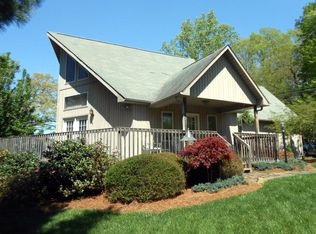 4342 Wayside Rd, Stuart, VA 24171