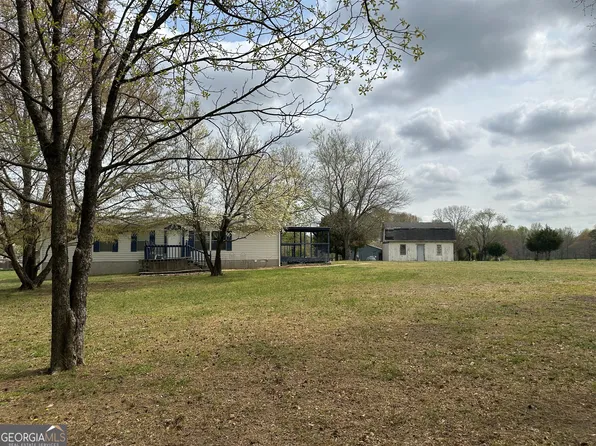 327 Webbs Creek Rd, Commerce, GA 30529