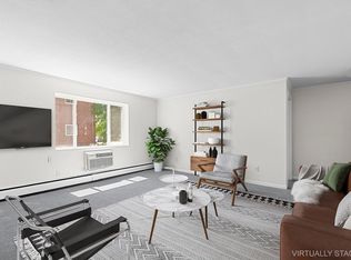 50 Bryon Rd #3, Chestnut Hill, MA 02467