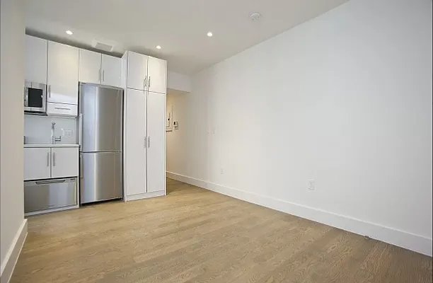 Rented by REAL New York | media 1