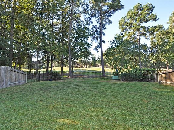 2nd image of 20297 Southwood Oaks Dr