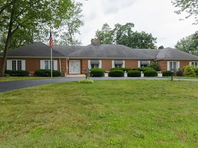3500 Innsbruck Ln photo 1