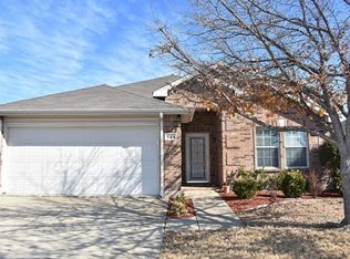 16424 Cowboy Trl, Justin, TX 76247