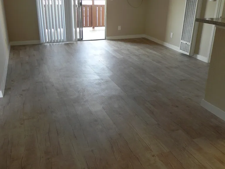 Chapman Villas Apartments — Photo 32