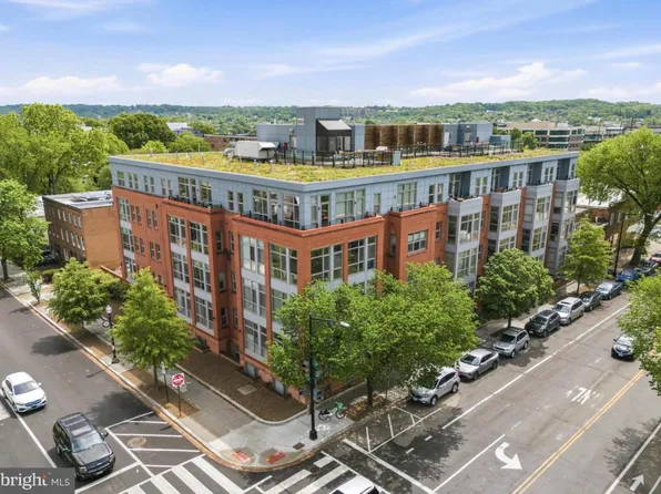 900 11th St SE APT G08, Washington, DC 20003