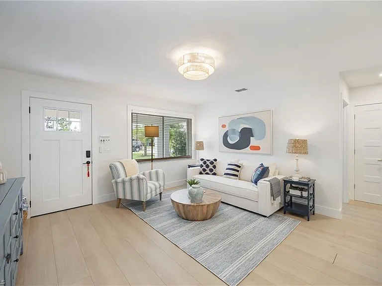 4525 Fluvia Ave — Photo 7