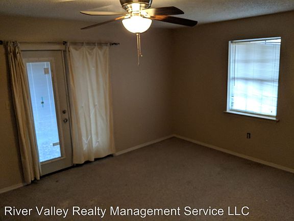 5th image of 1010 1014 N Denver Avenue 1010 N Denver