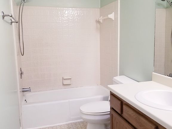 2nd floor bath