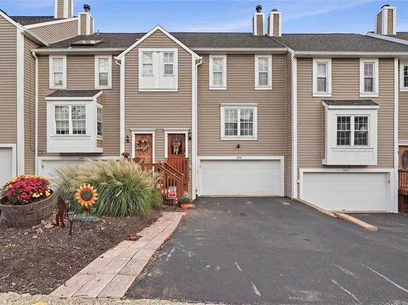 2655 Hunters Point Dr, Wexford, PA 15090