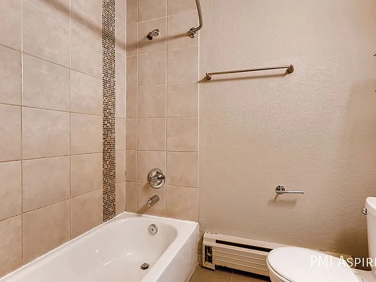 59 N Ogden St #4 — Photo 5