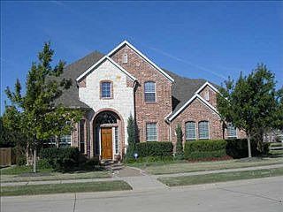 5th image of 11013 Breezewood Dr