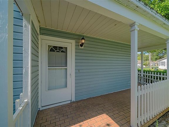 4th image of 4207 37th Street Ct W