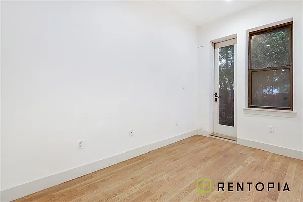 Rented by Rentopia | media 10