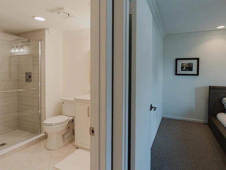 9277 Vista Del Lago #39B — Photo 18