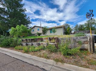 1823 Barham Blvd, Dodge City, KS 67801