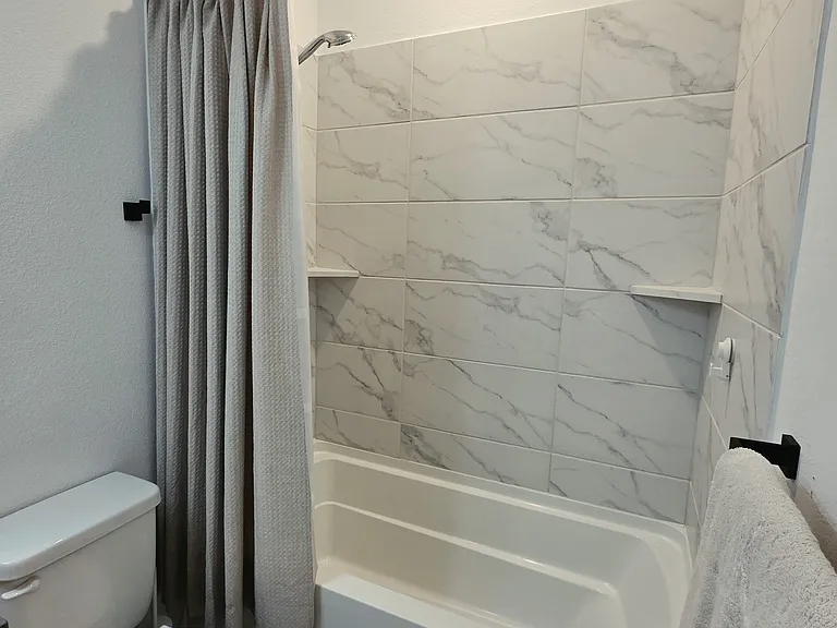 1002 Mikaela Dr — Photo 28
