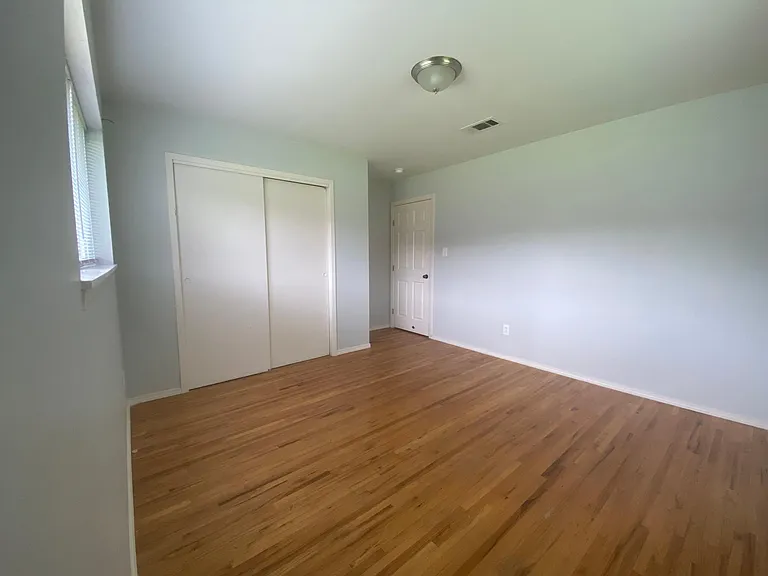 1610 Periwinkle St — Photo 13