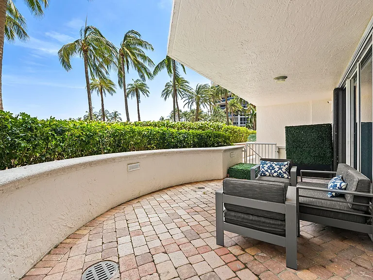 3200 N Ocean Blvd #307 — Photo 5