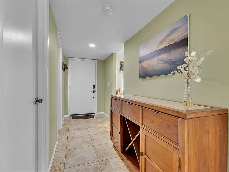 4644 Longwater Chase #97 — Photo 4
