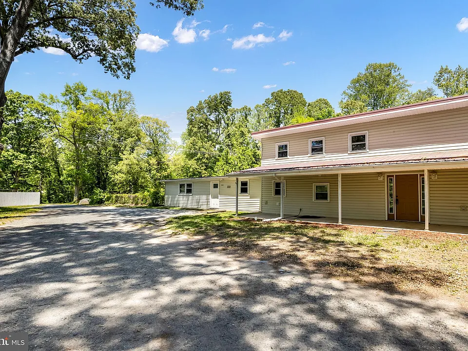 208 Telegraph Rd