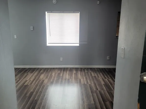 604 West Grand Avenue