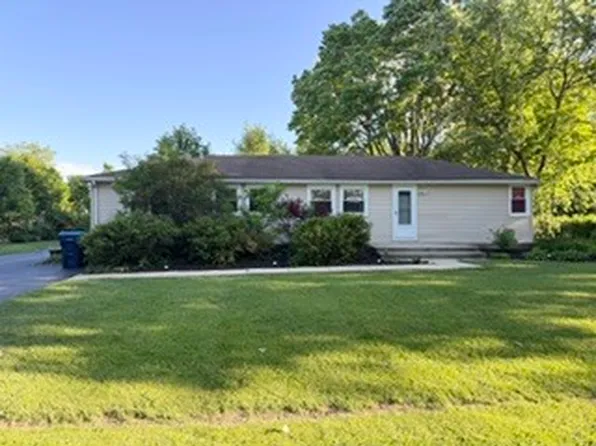 (undisclosed Address), Deerfield, IL 60015