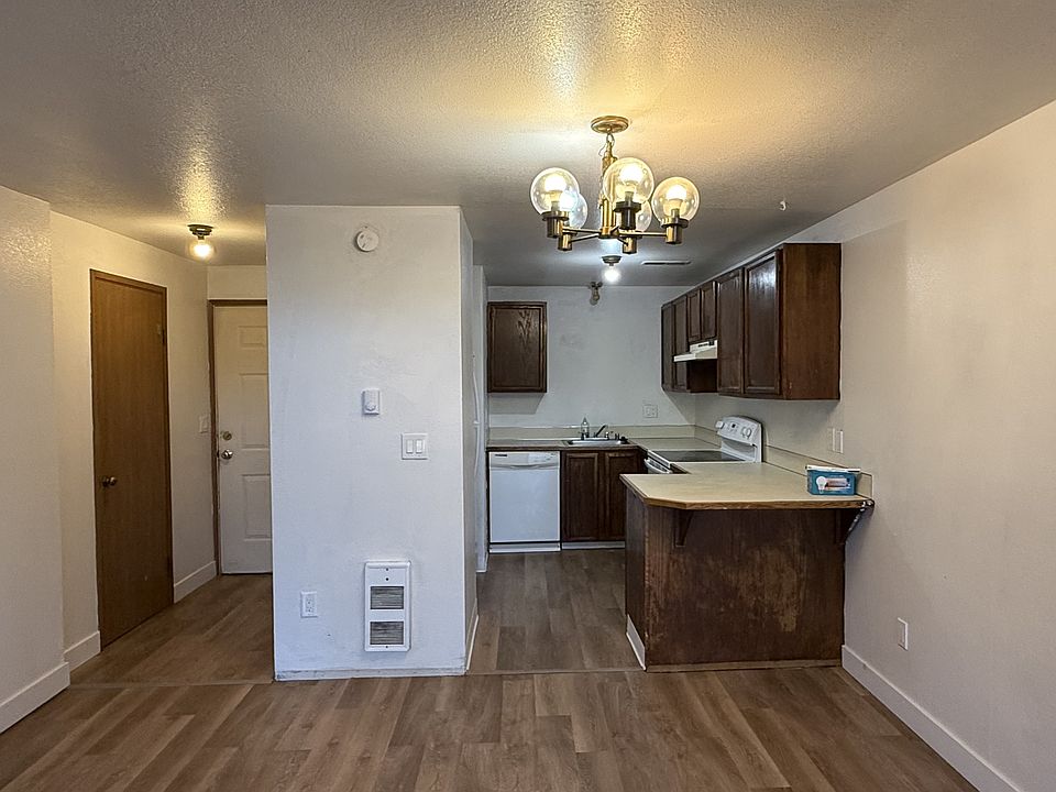 1st image of 9817 52nd St W #B