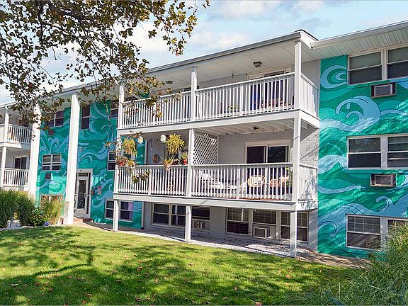 2nd image of 407 7th Ave APT 22