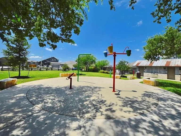 1513 Fort Dessau Rd — Photo 26