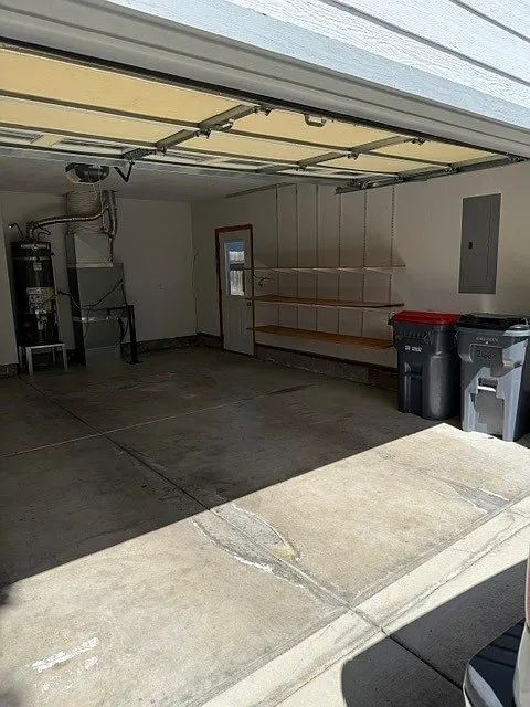2166 Milford Dr — Photo 2