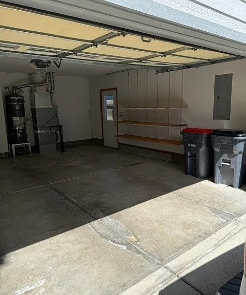 2166 Milford Dr — Photo 2