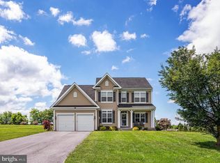 260 Hallmark Dr, Martinsburg, WV 25403