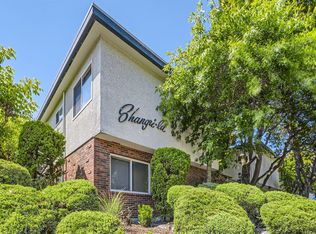 12301 33rd Ave NE #103, Seattle, WA 98125