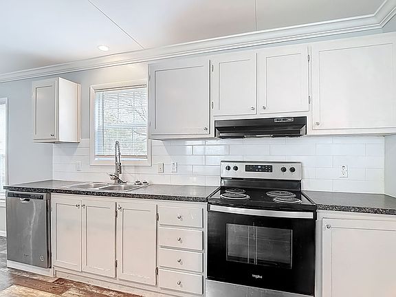 5th image of 7158 Sunnyside Dr