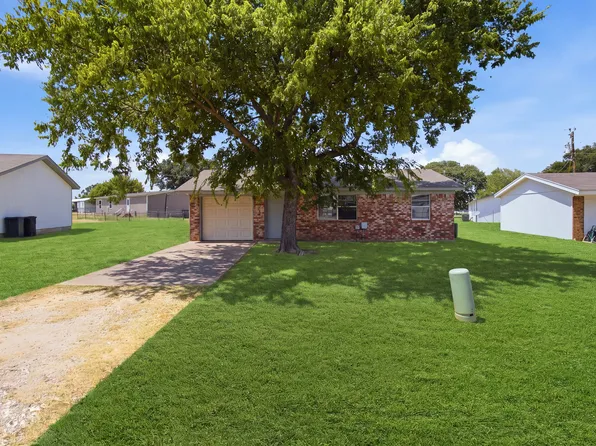 1517 Coral Cut Off, Azle, TX 76020