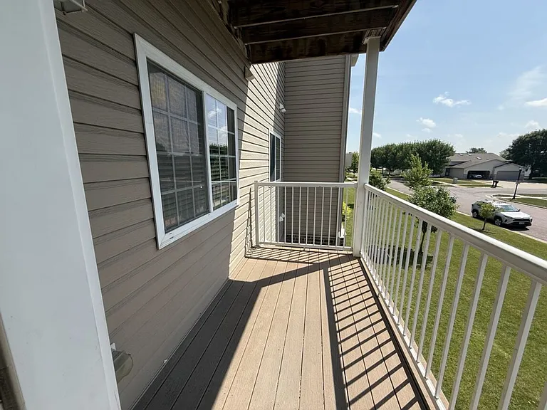 Maple Creek Apartments in South Fargo close to 45th Street — Photo 18
